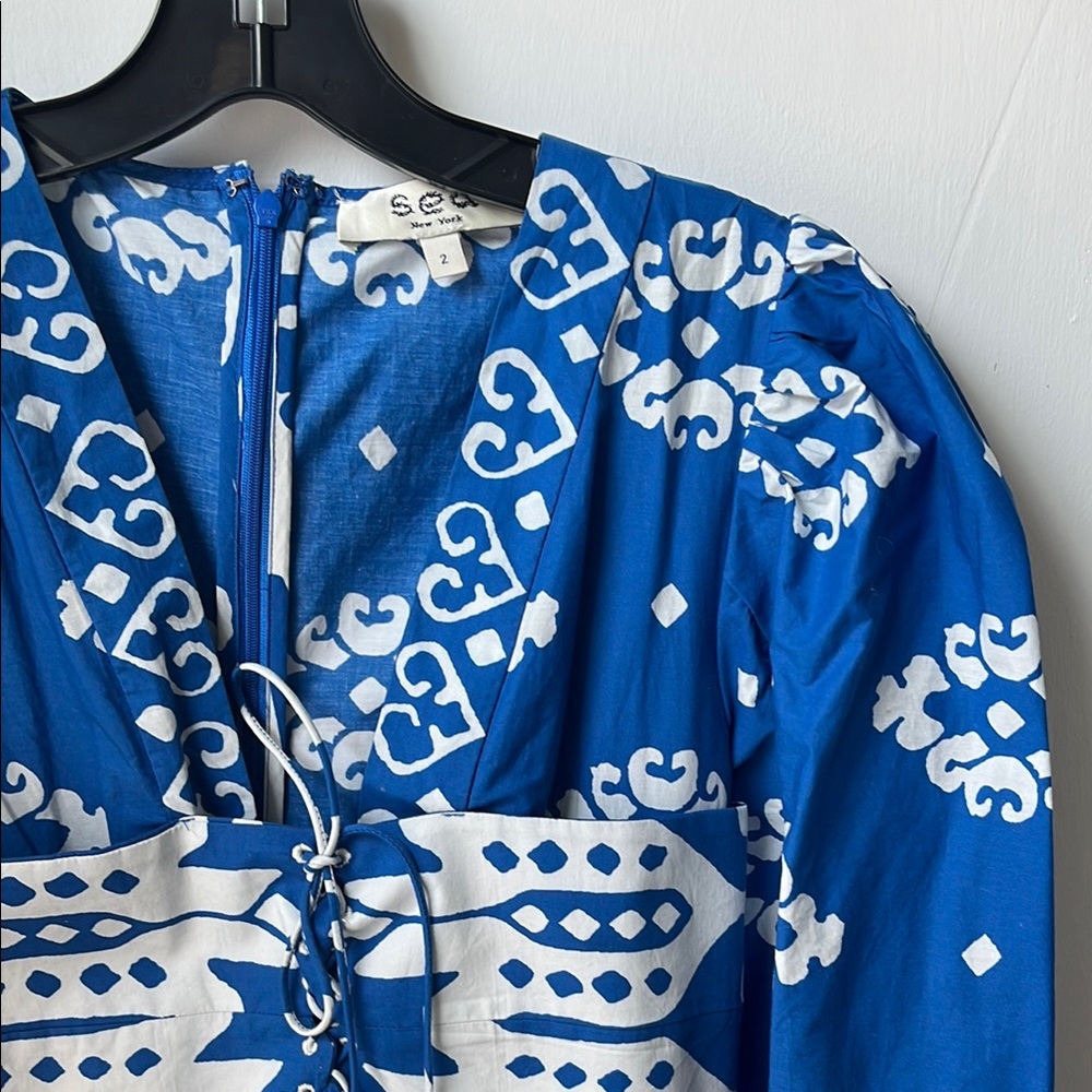 Blue and White Patterned Dress - Picture 3 of 3